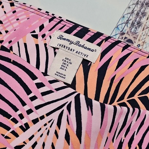 Tommy Bahama Skort & Leggings Set Size Large New - Picture 3 of 8